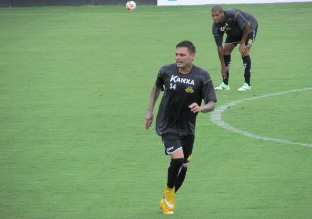 Fábio Ferreira próximo de reestreia com a camisa do Criciúma