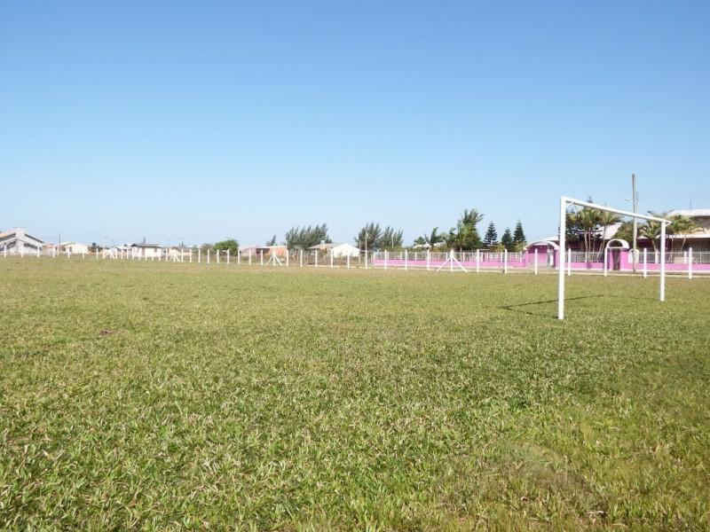 Campo de Futebol da Praia dos Golfinhos será inaugurado