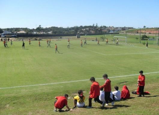 Alunos do Colégio Universitário acompanham de perto treino do Tigre