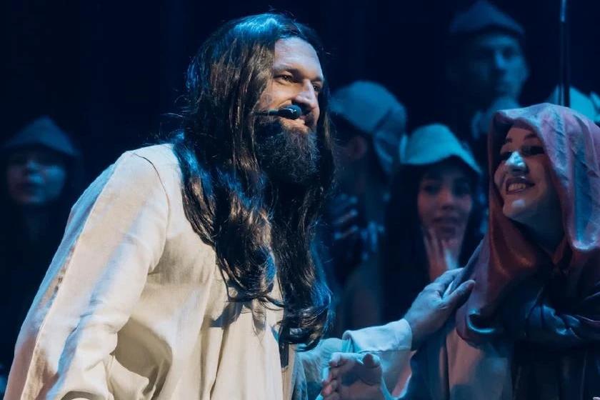 Cantata de Páscoa da Abba Pai Church mobiliza comunidade com mensagem de esperança