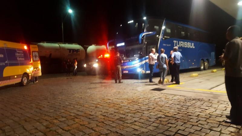 Ônibus de comerciantes que saiu de Tubarão é assaltado