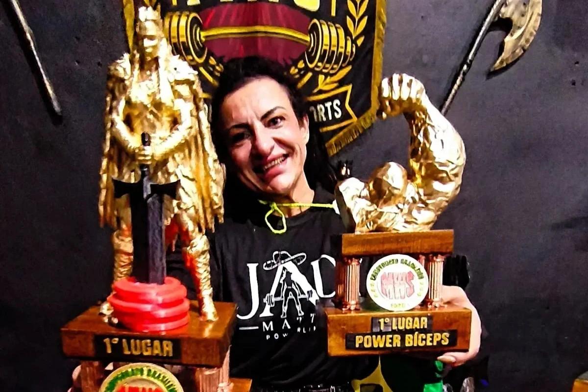 Da obesidade à musculação: moradora de Criciúma e bicampeã mundial disputará etapa do Arnold South America