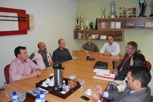 Fábio Brezola visita OAB Subseção Criciúma