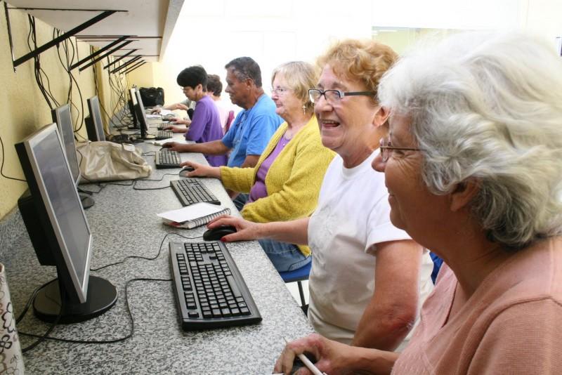 Pessoas acima de 50 anos têm espaço diferenciado na Unesc 