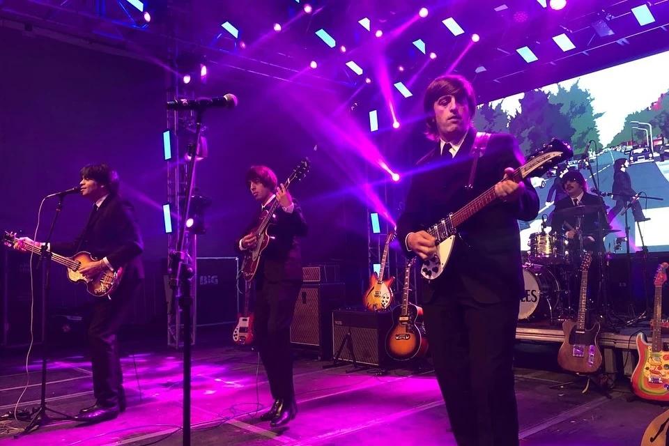 Fim de semana tem show com a banda argentina The Beetles em Balneário Arroio do Silva