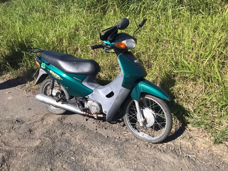 Colisão entre carro e motocicleta é registrada na avenida Luiz Lazzarin