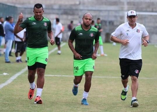Pretendido pelo Tigre, Zé Carlos fecha com novo clube