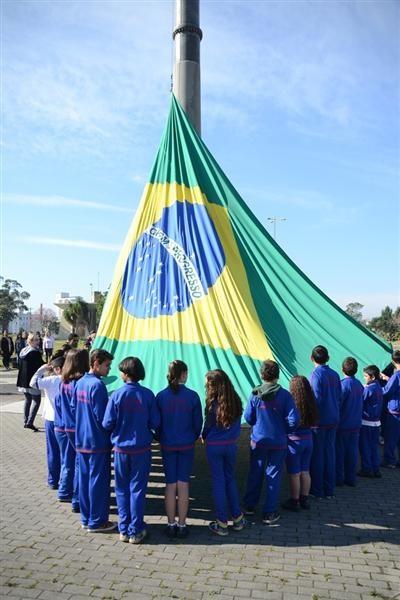 No Dia da Bandeira, pavilhão nacional no Parque Centenário será trocado