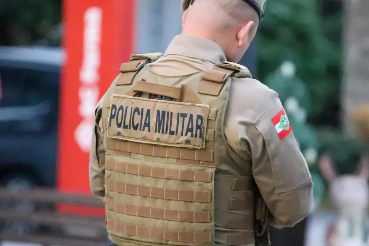Homem é atingido por tiro em terminal de ônibus de Criciúma