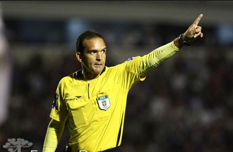  Árbitro goiano na estreia do Tigre na Série A