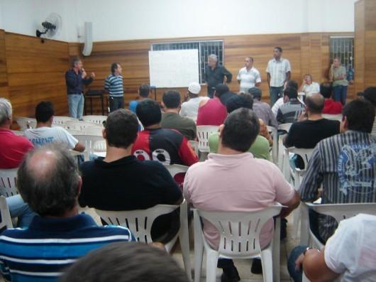 Metalúrgicos aceitam proposta patronal e afastam possibilidade de greve