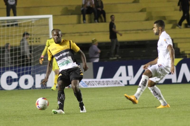 Árbitro carioca no comando de ABC e Criciúma