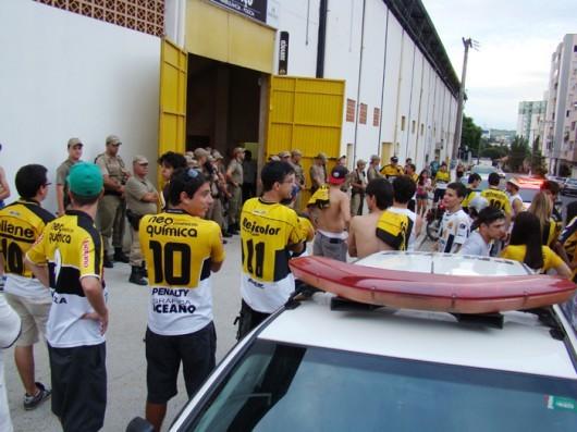 Arbitragem é esperada por torcedores do Criciúma