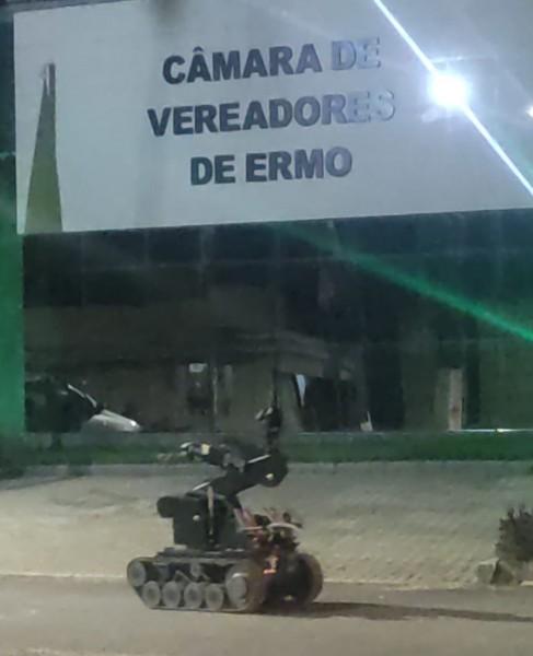 Bope recolhe e detona artefato explosivo encontrado em Ermo