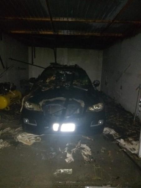 Garagem de automóveis pega fogo em Braço do Norte