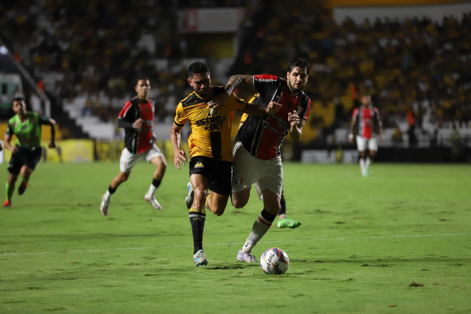 Criciúma e Joinville se enfrentam em busca de uma das vagas na semifinal do Catarinense