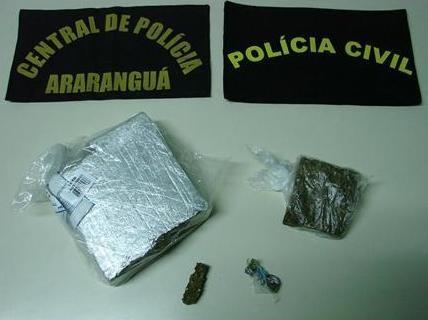 Traficante preso em Arroio do Silva com quase 1 kg de maconha