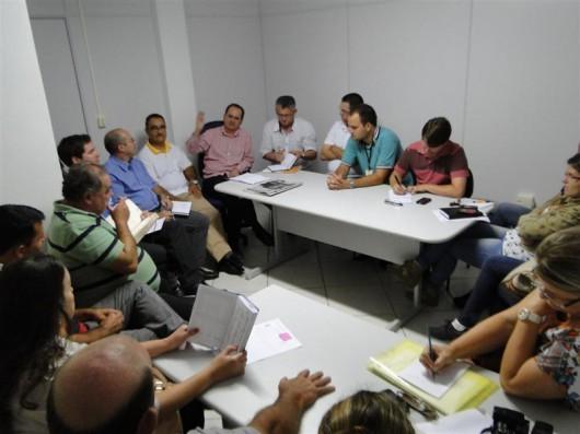 Temporada de veraneio inicia com caminhada no Rincão