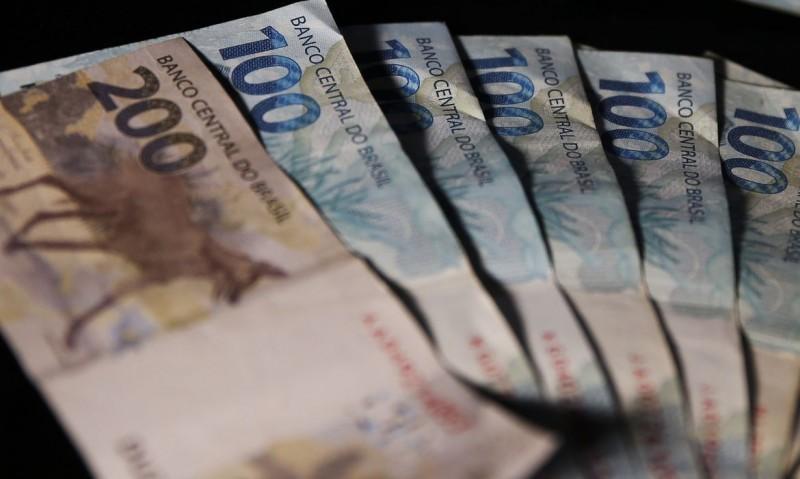 Beneficiários com NIS de final 8 recebem Auxílio Brasil