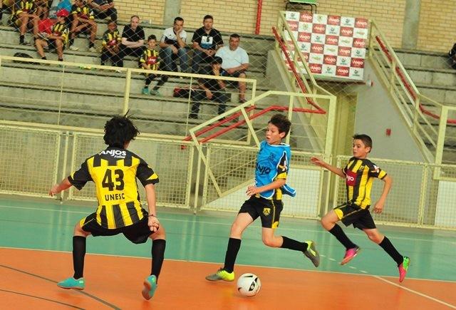 Anjos do Futsal garante conquista fora das quadras