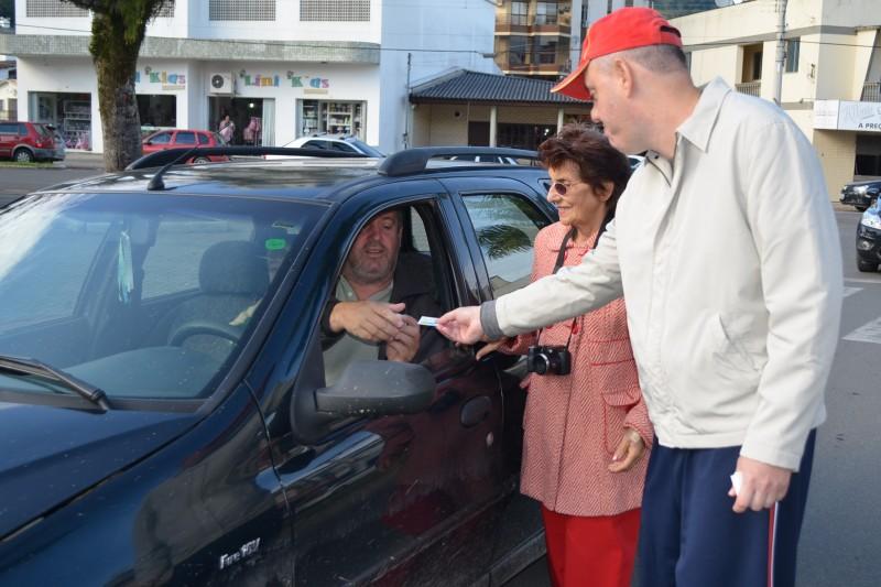Pedágio solidário arrecada mais de R$ 7 mil para a Apae de Siderópolis