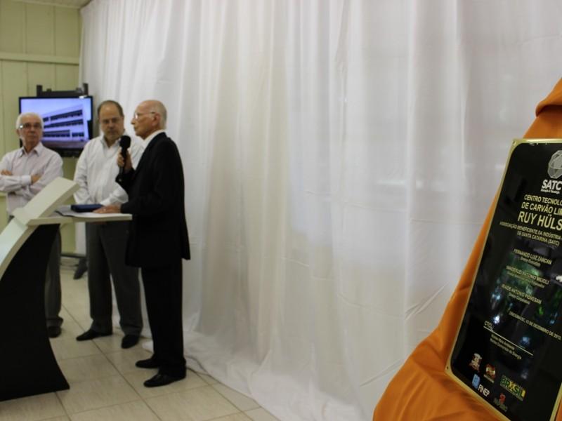 Siecesc fecha 2013 com homenagem ao engenheiro Ruy Hülse