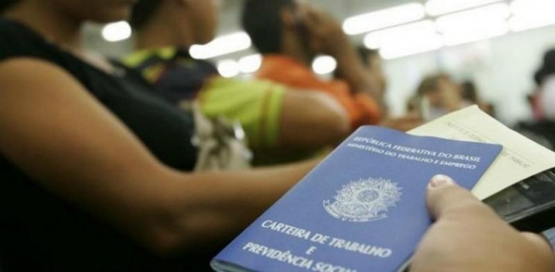 Brasil fechou dezembro com 12,2 milhões de desempregados