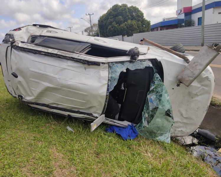 Acidente de trânsito deixa duas pessoas feridas na BR-101 em Sombrio