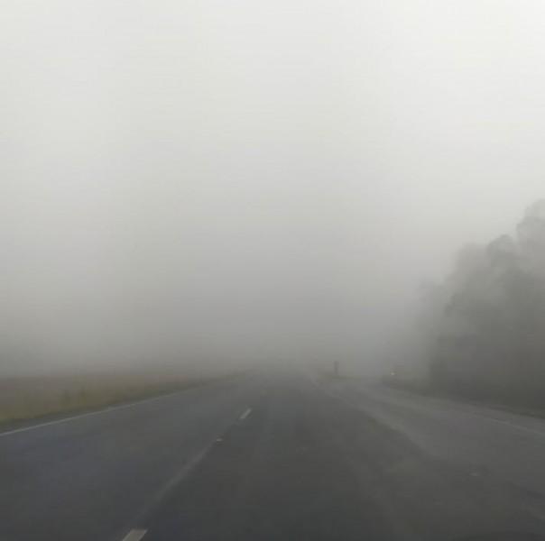 PRF alerta motoristas sobre neblina na BR-101 