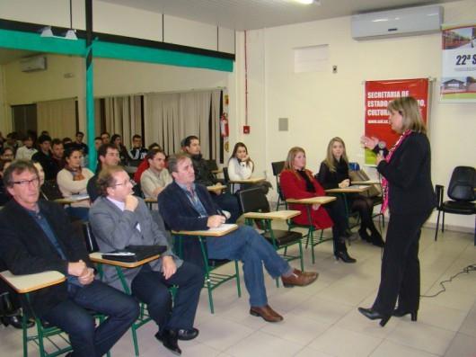 Araranguá recebe Fórum Regional de Turismo, Cultura e Esporte