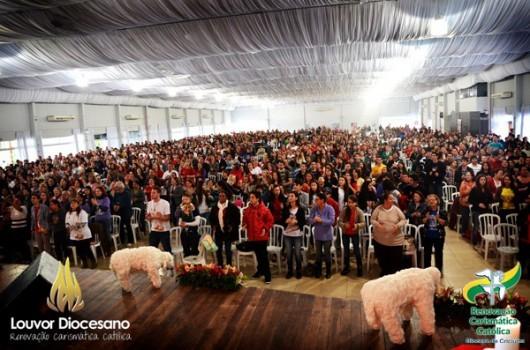 Louvor Diocesano reuniu três mil pessoas 