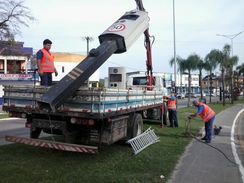 Quase 50% das lombadas eletrônicas já foram substituídas em Criciúma