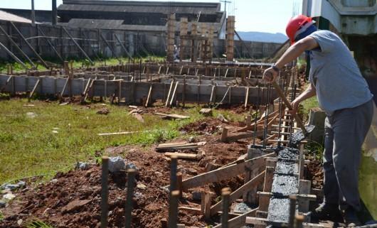 Obras da Praça de Esporte e Cultura são iniciadas em Criciúma