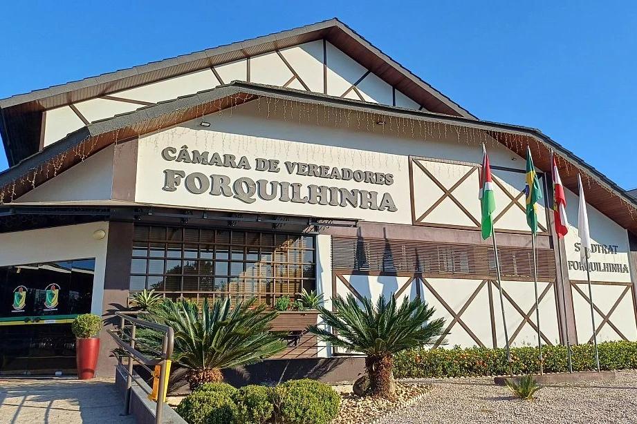Vereadores apoiam PL que busca aumento do piso salarial para profissionais da educação básica
