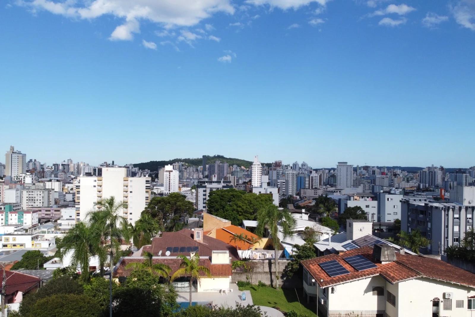 Semana será marcada por sol e queda nas temperaturas em Criciúma; veja a previsão do tempo