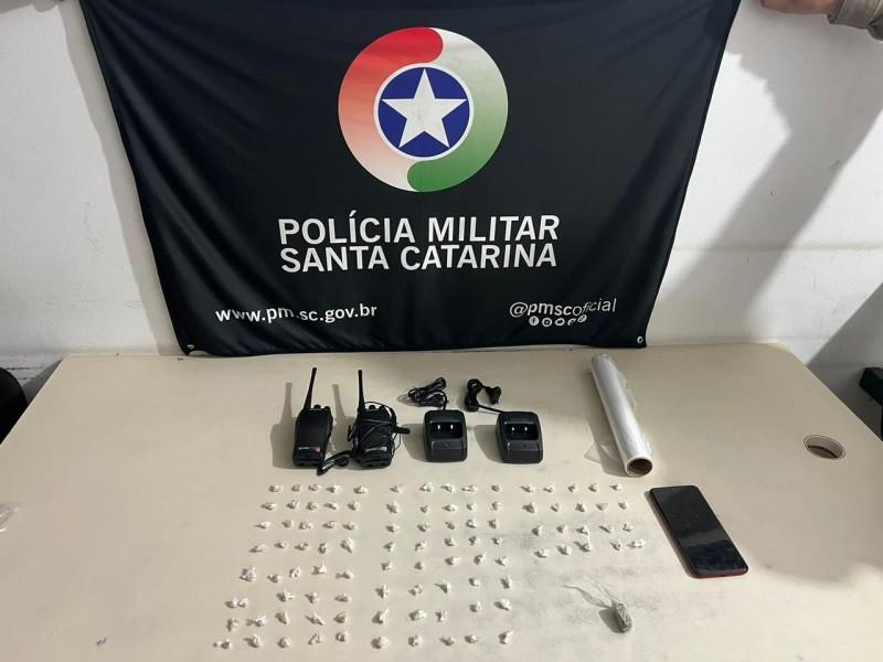 Casal é preso por tráfico de drogas em Araranguá