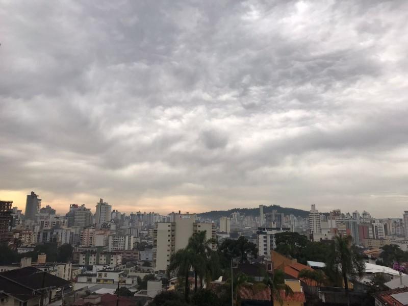 Fim de semana de tempo nublado na região carbonífera