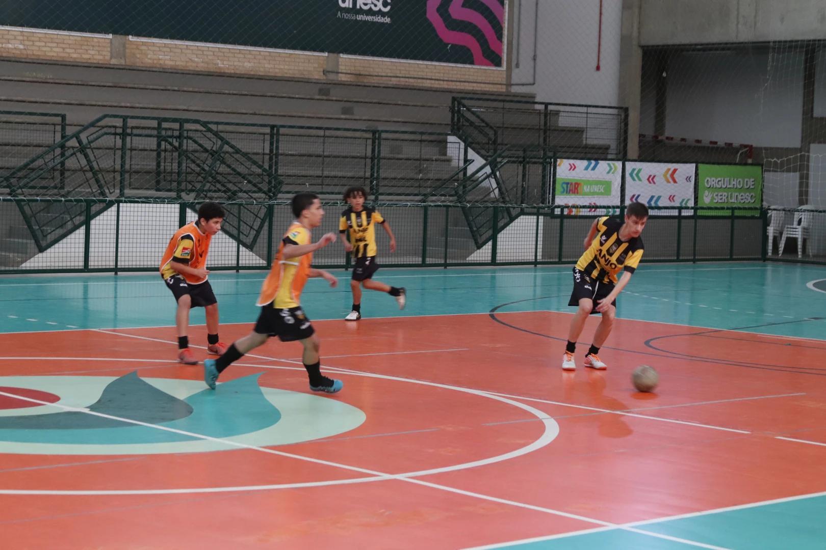 Jogos da semifinal do Campeonato Regional Anjos do Futsal/Unesc serão nesta terça-feira
