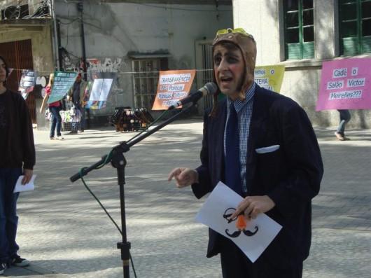Artistas fazem protesto na Nereu Ramos
