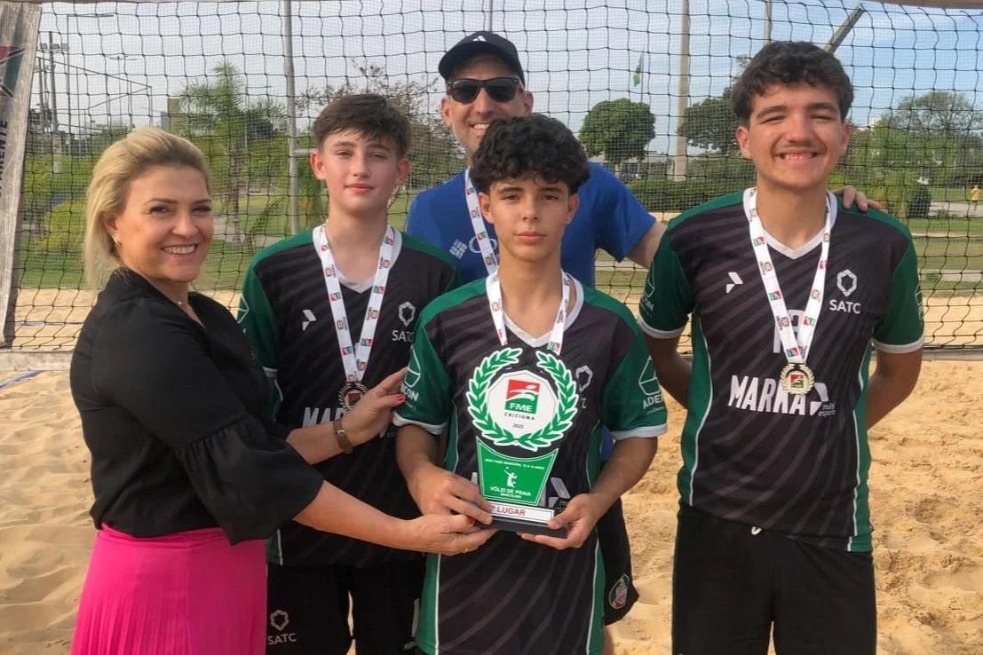 Colégio Satc é campeão de voleibol masculino nos Jogos Escolares