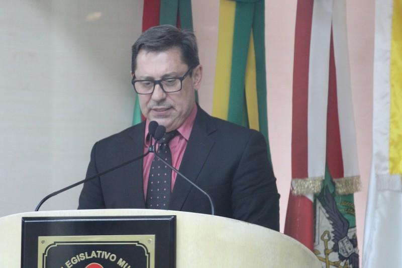 Câmara aprova projeto que obriga manutenção de equipe de brigada profissional em estabelecimentos