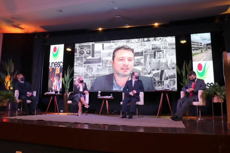 Reconhecimento marca celebração dos 53 anos da Unesc