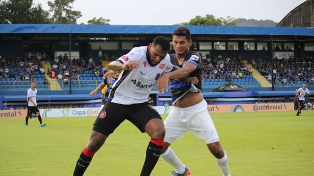 Atlético Tubarão empata com Brasil de Pelotas e é eliminado da Copa do Brasil