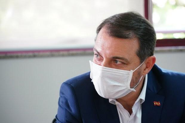 "Após chegada da vacina, Estado irá enviar doses em até 24 horas aos municípios”, reforça Moisés
