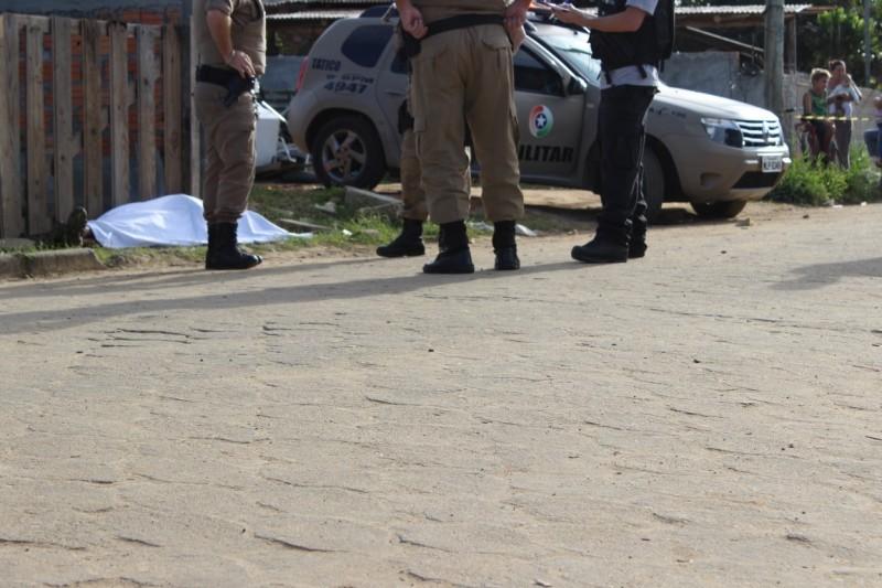 Adolescente de 12 anos confessa homicídio por dívida de drogas