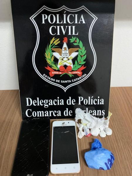 Polícia apreende porções de cocaína em Orleans 