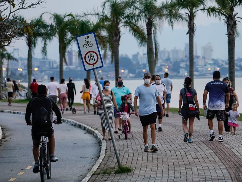 Coronavírus em SC: Estado confirma 263.823 casos, 248.346 recuperados e 3.139 mortes por Covid-19