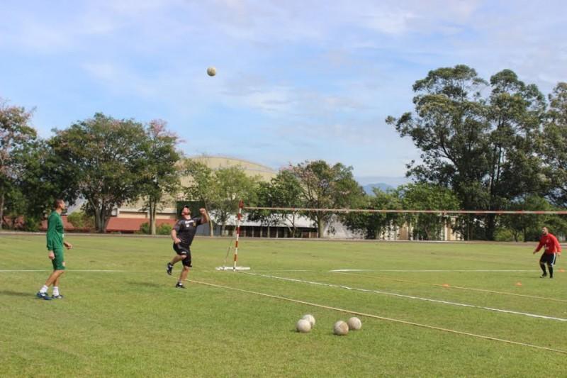 Seleção Brasileira de Punhobol treina na Satc