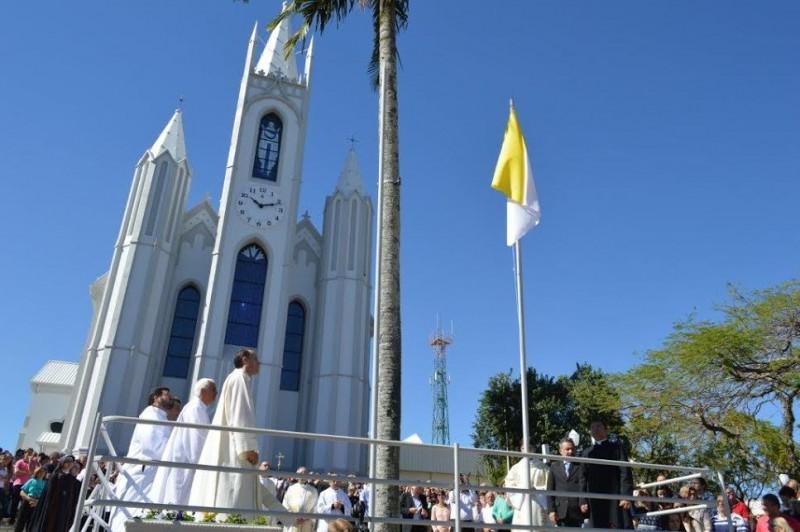 Matriz de Cocal reabre as portas para os fiéis