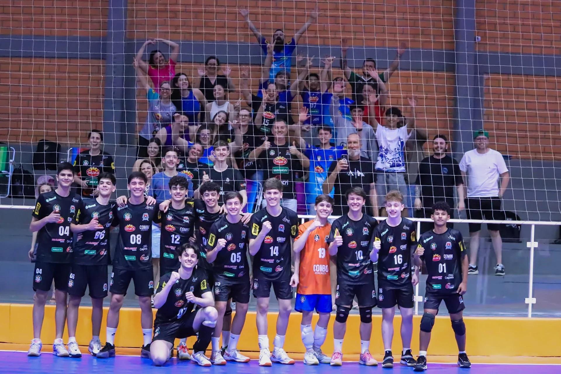 Vôlei de Forquilhinha é campeão da Liga de Santa Catarina
